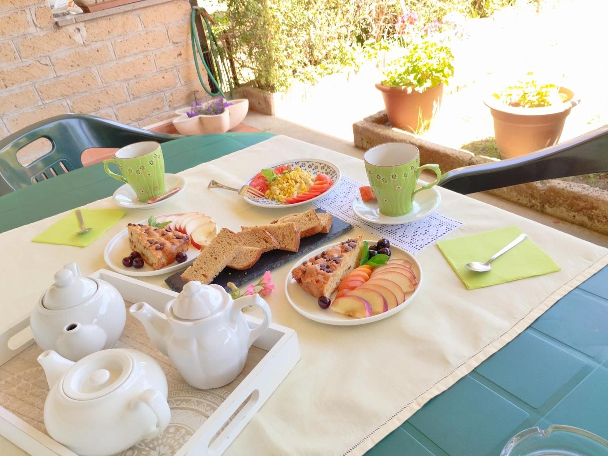 Rasna Heart Guest House ソラーノ エクステリア 写真